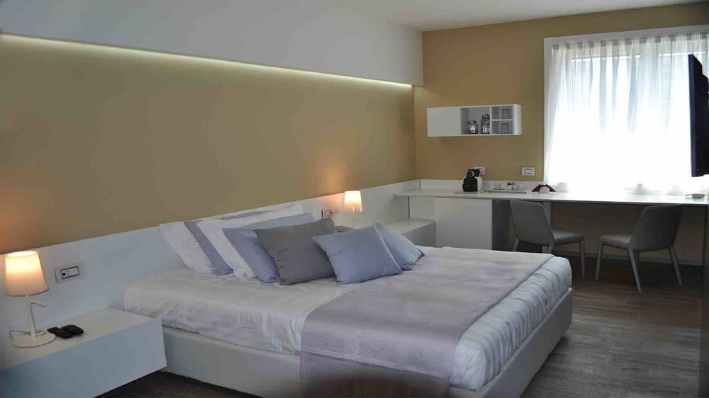Ginevra Rooms Bergamo Luaran gambar